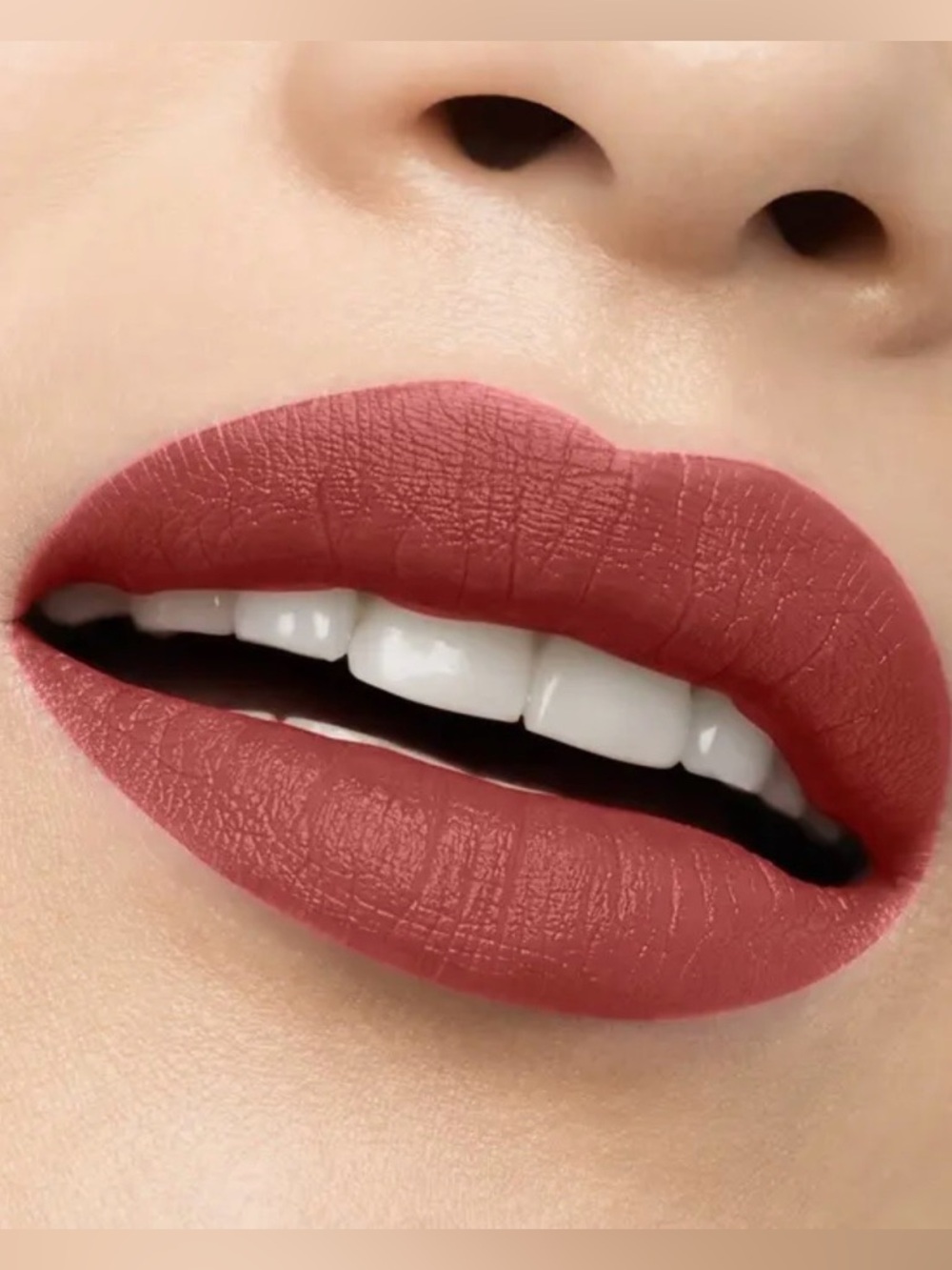 Christian Louboutin Velvet Matte lipstick Bare Rococotte 013M - Picture 7 of 11
